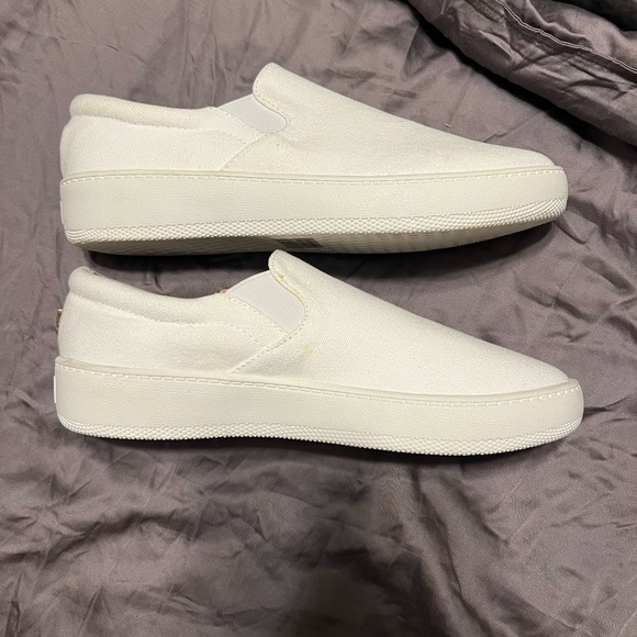 Lulus Dylann White Canvas Slip-On Flatform Sneakers - Picture 6 of 9